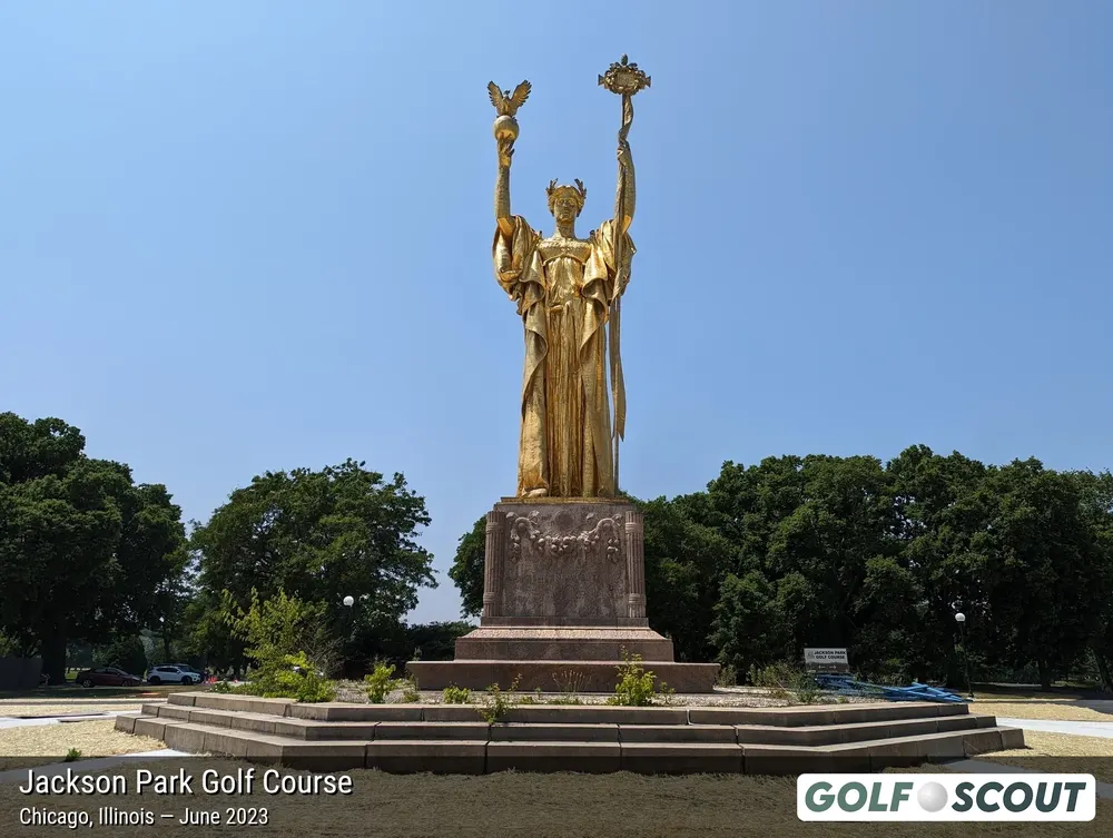 The Statue of the Republic next to Jackson Park GC. - Jackson Park Golf Course