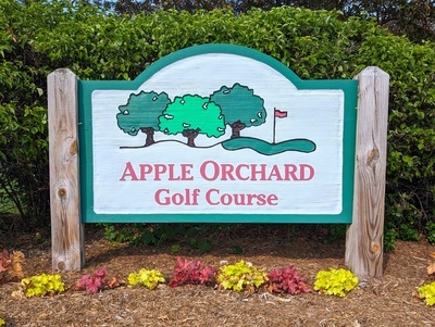 Apple Orchard Golf Course Entrance Sign