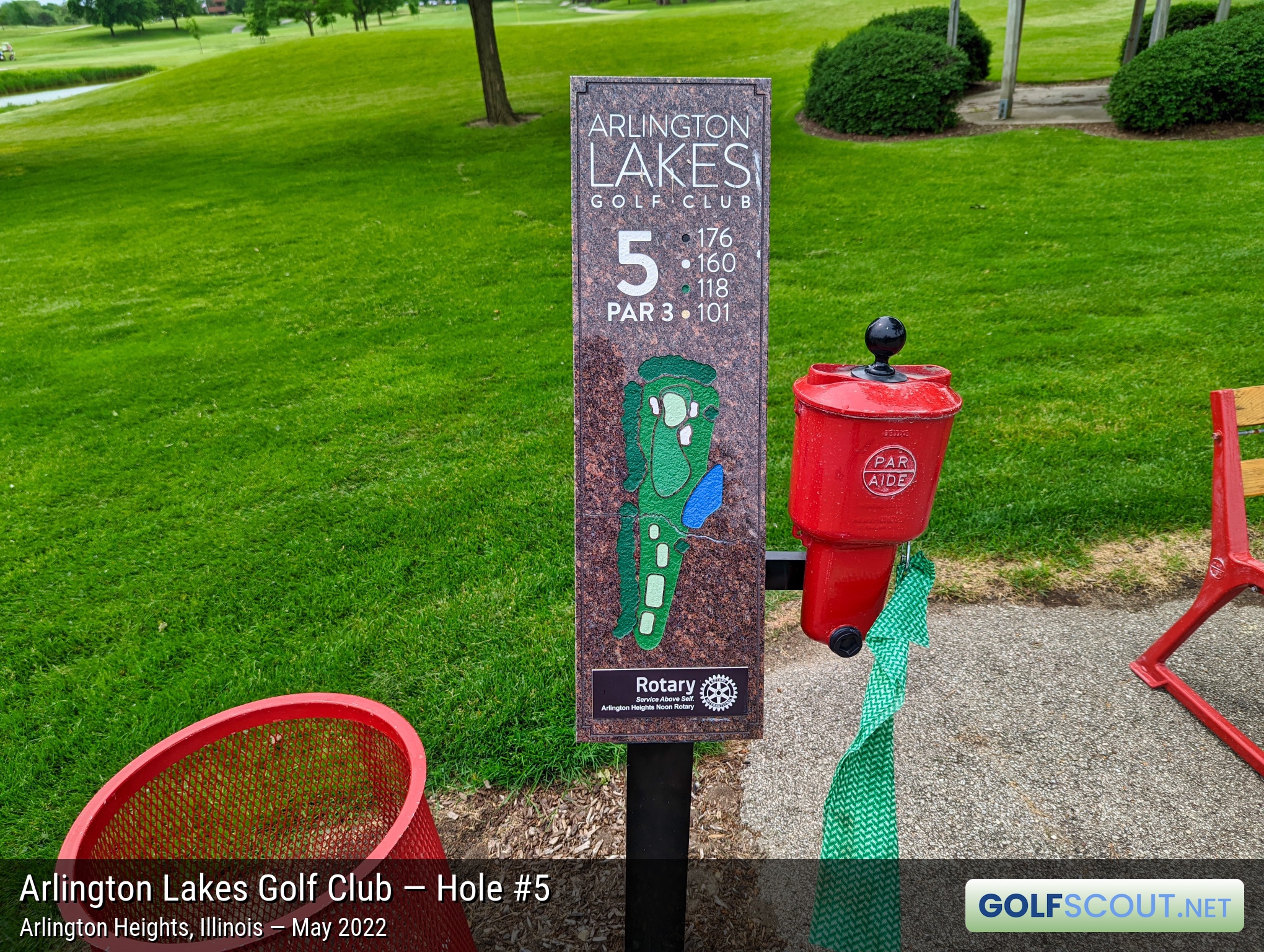 Photo of hole #5 at Arlington Lakes Golf Club in Arlington Heights, Illinois. 