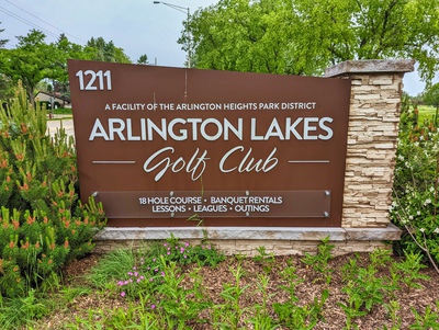 Arlington Lakes Golf Club Entrance Sign