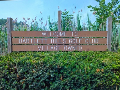 Bartlett Hills Golf Club Entrance Sign