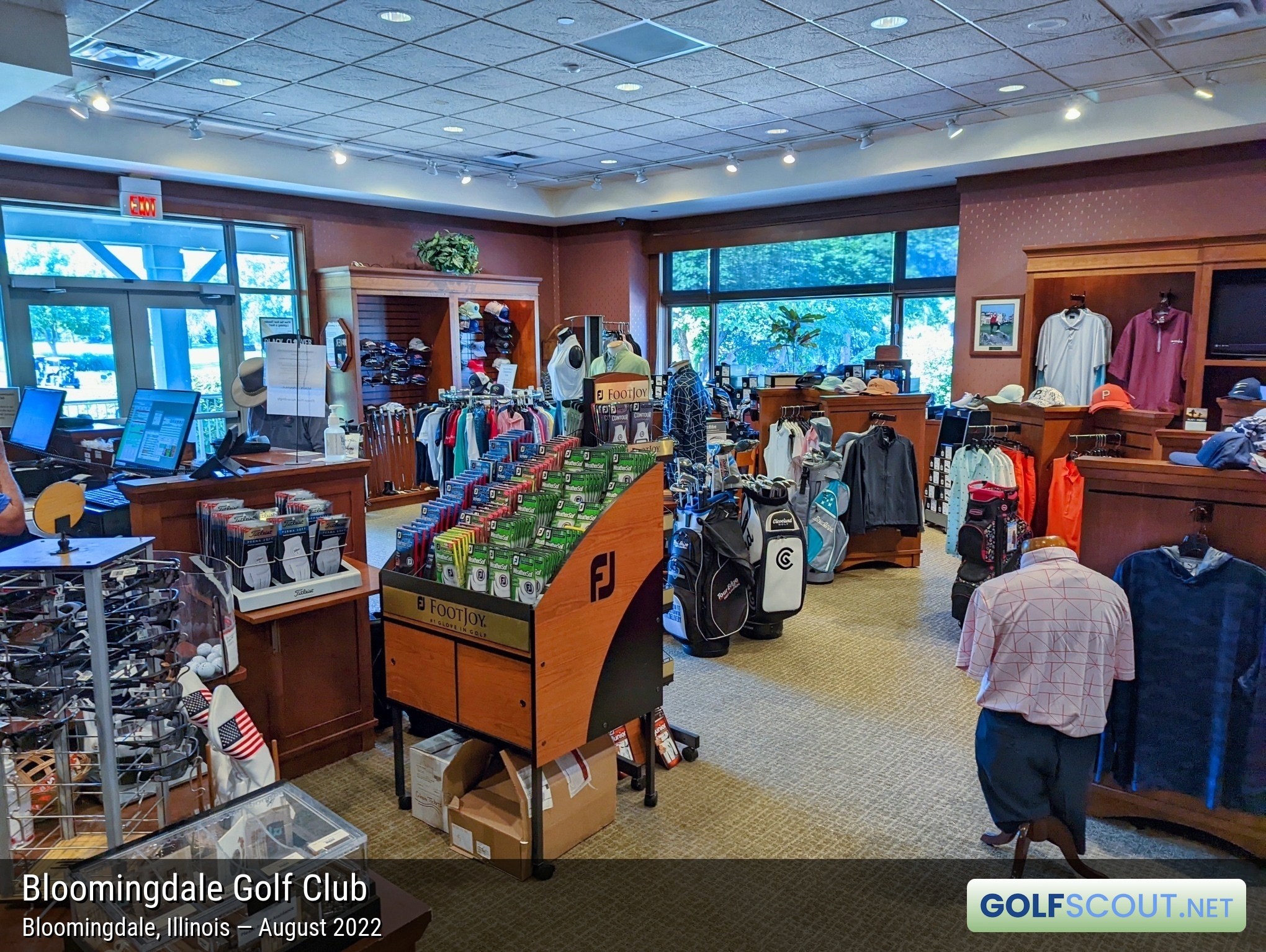 Photo of the pro shop at Bloomingdale Golf Club in Bloomingdale, Illinois. 