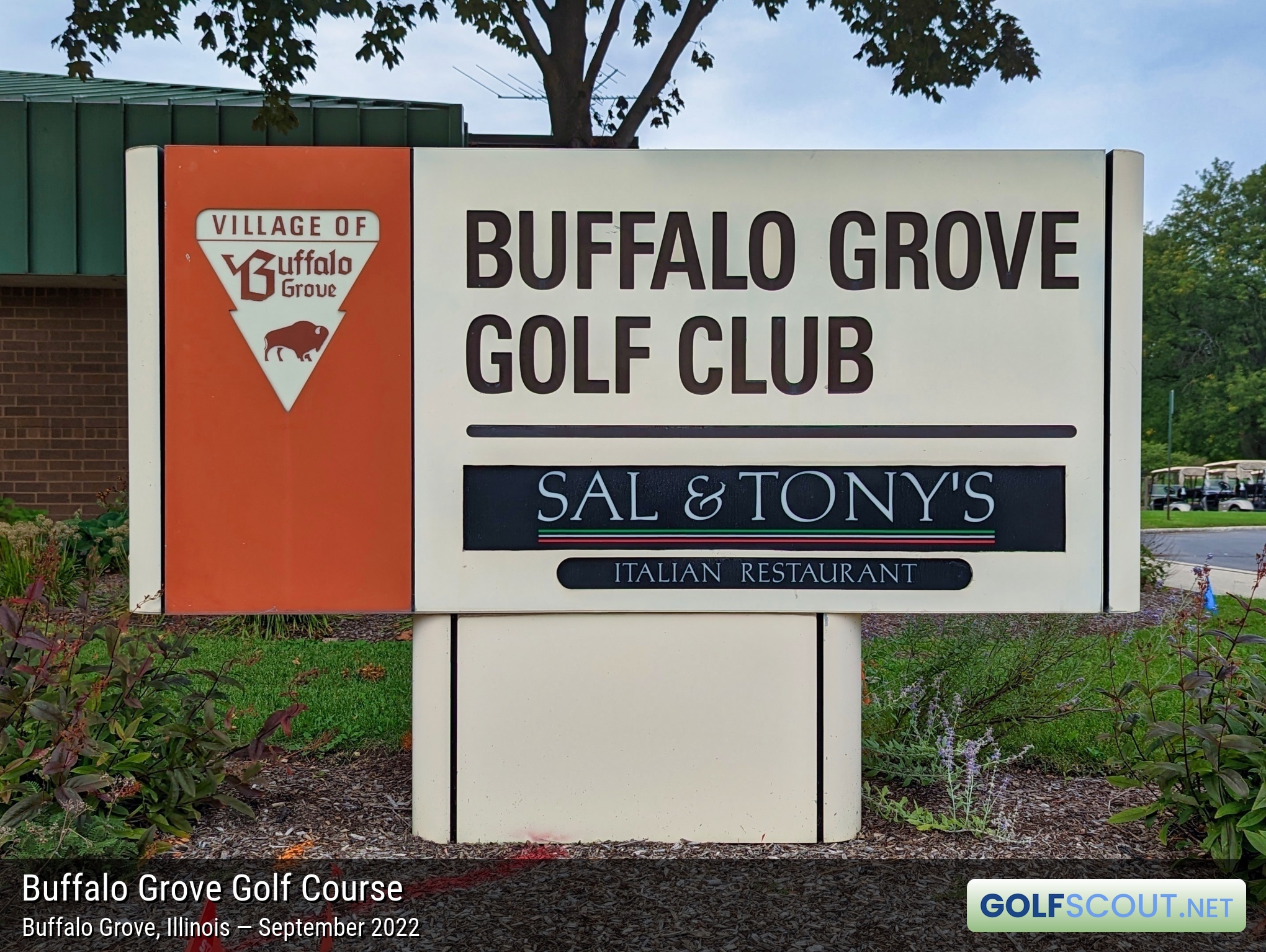 Sign at the entrance to Buffalo Grove Golf Course