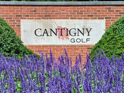 Cantigny Golf Club Entrance Sign