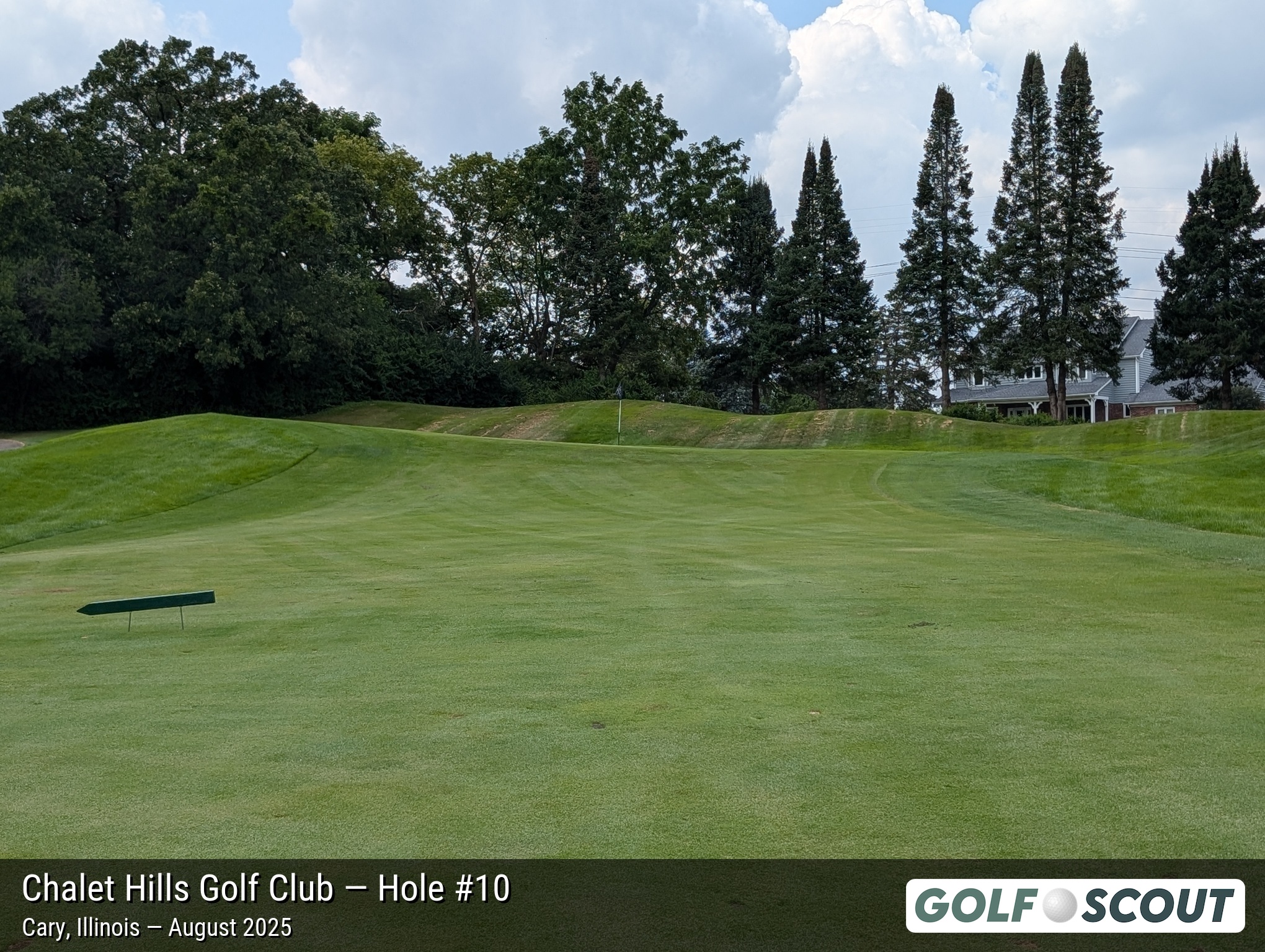 Hole 10 at Chalet Hills Golf Club