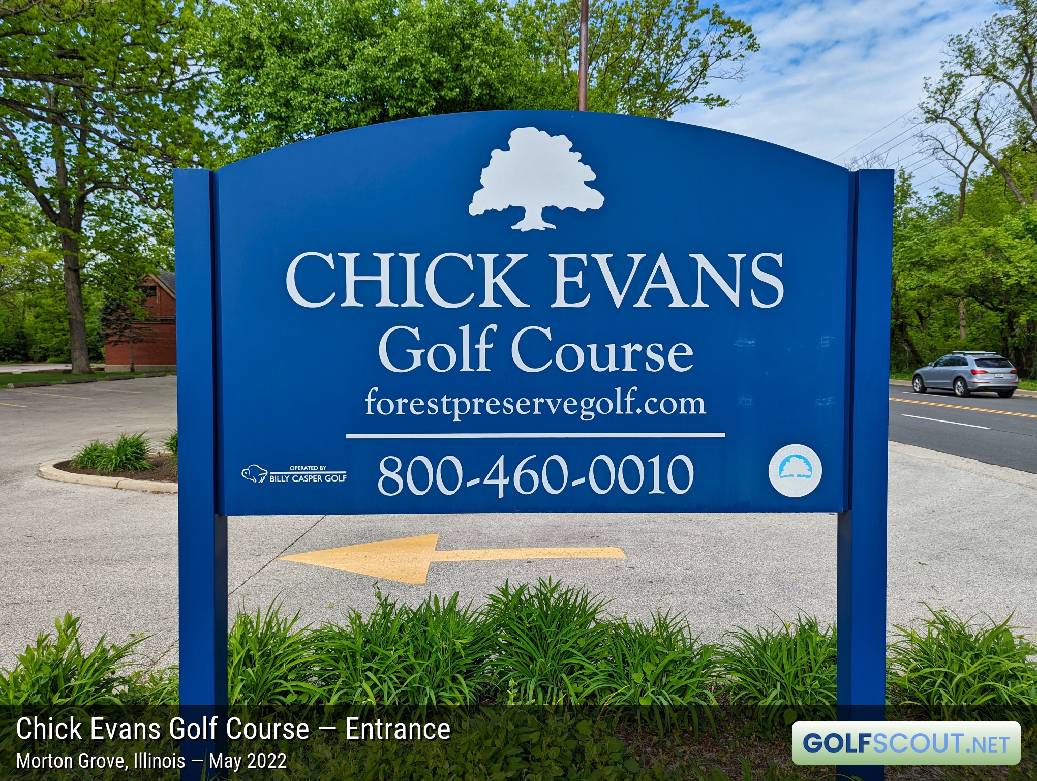 Sign at the entrance to Chick Evans Golf Course