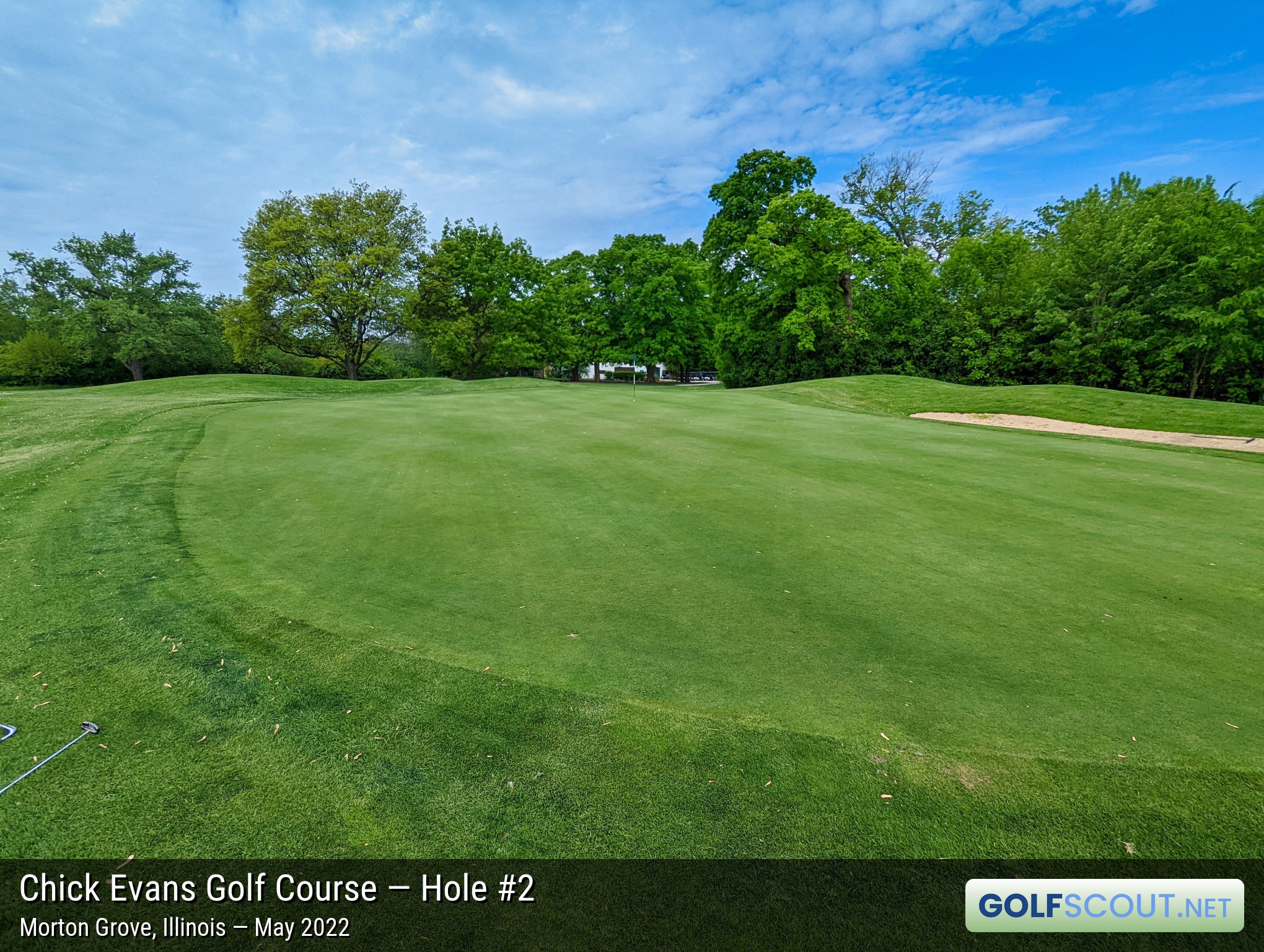 Photo of hole #2 at Chick Evans Golf Course in Morton Grove, Illinois. 