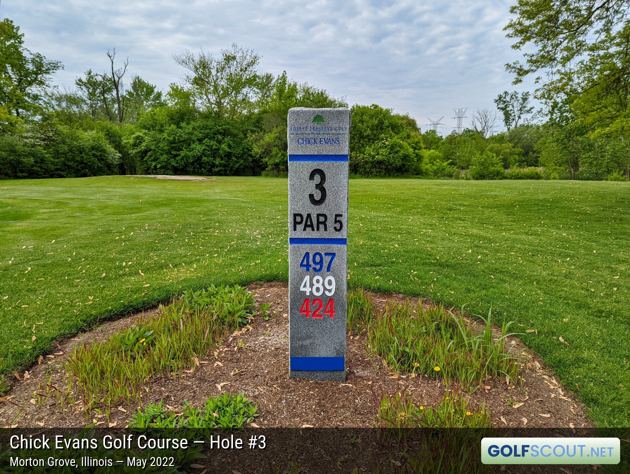 Photo of hole #3 at Chick Evans Golf Course in Morton Grove, Illinois. 