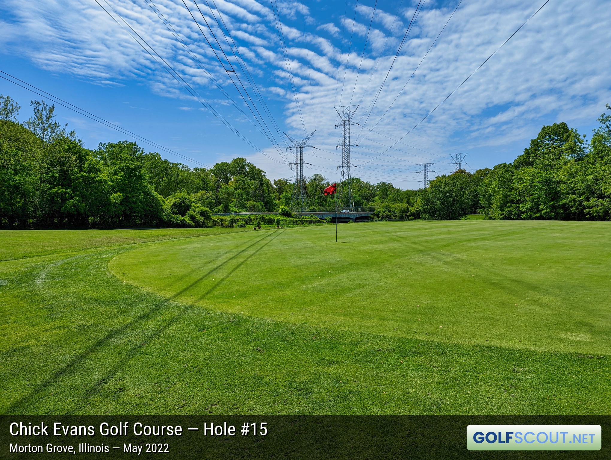 Photo of hole #15 at Chick Evans Golf Course in Morton Grove, Illinois. 