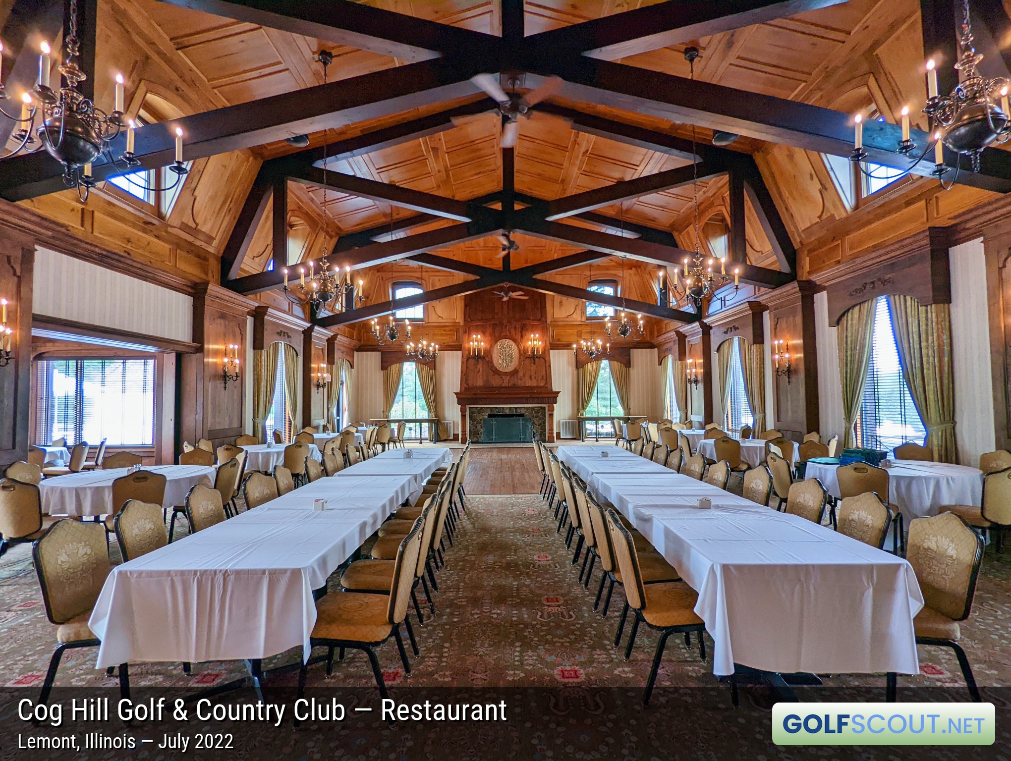 Photo of the restaurant at Cog Hill Course #1 in Lemont, Illinois. The beautiful main dining hall at Cog Hill's clubhouse.
