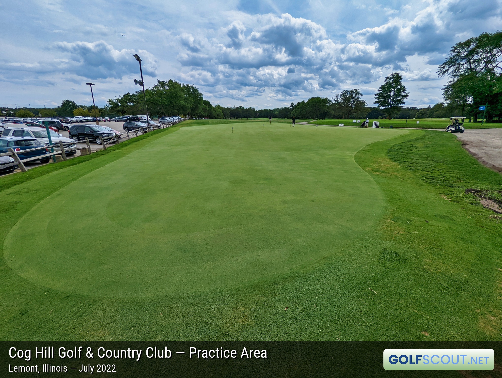 Photo of the practice area at Cog Hill Course #3 in Lemont, Illinois. Yet another practice green -- this is the green next to the Course 1 and 3 pro shop.