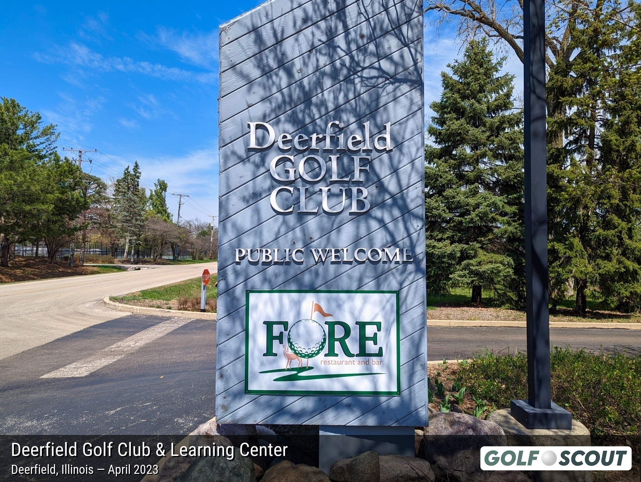 Sign at the entrance to Deerfield Golf Club & Learning Center