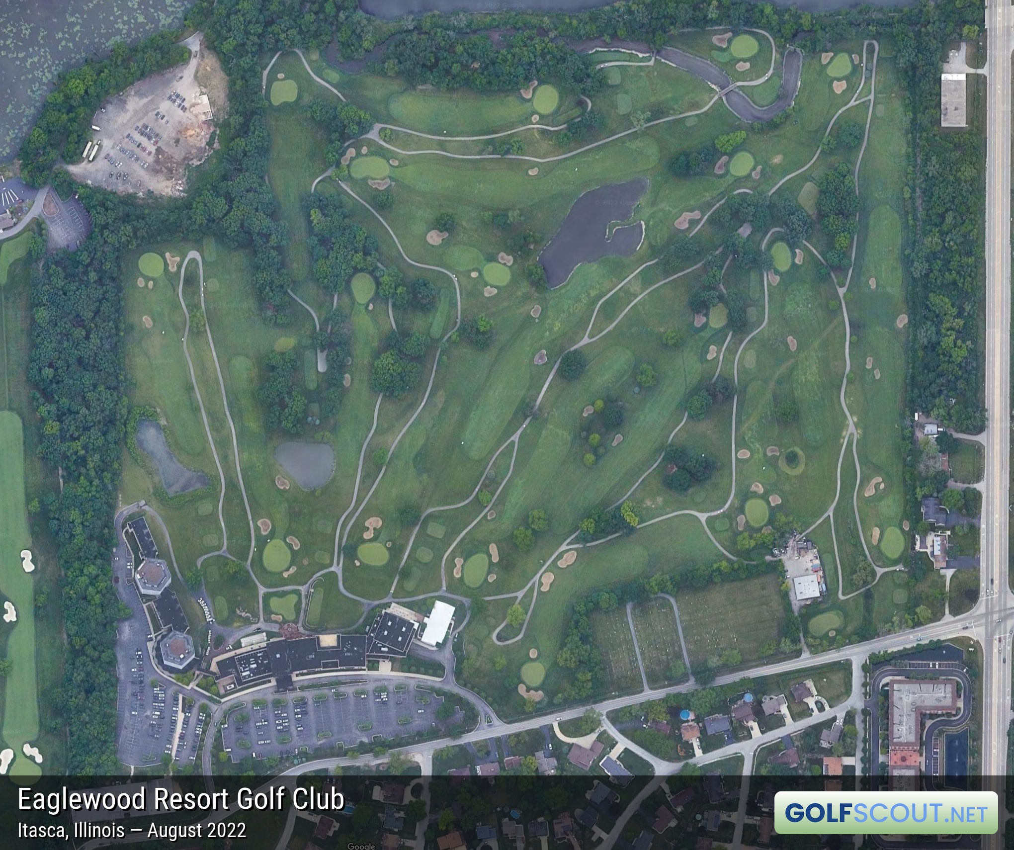 Aerial satellite imagery of Eaglewood Resort Golf Club in Itasca, Illinois. 