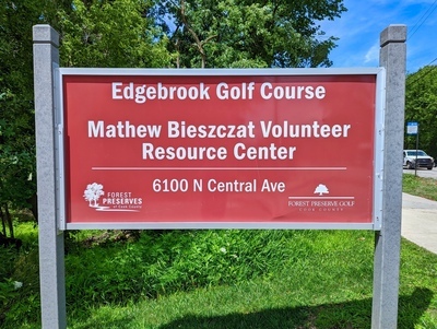 Edgebrook Golf Course Entrance Sign