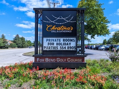 Fox Bend Golf Course Entrance Sign