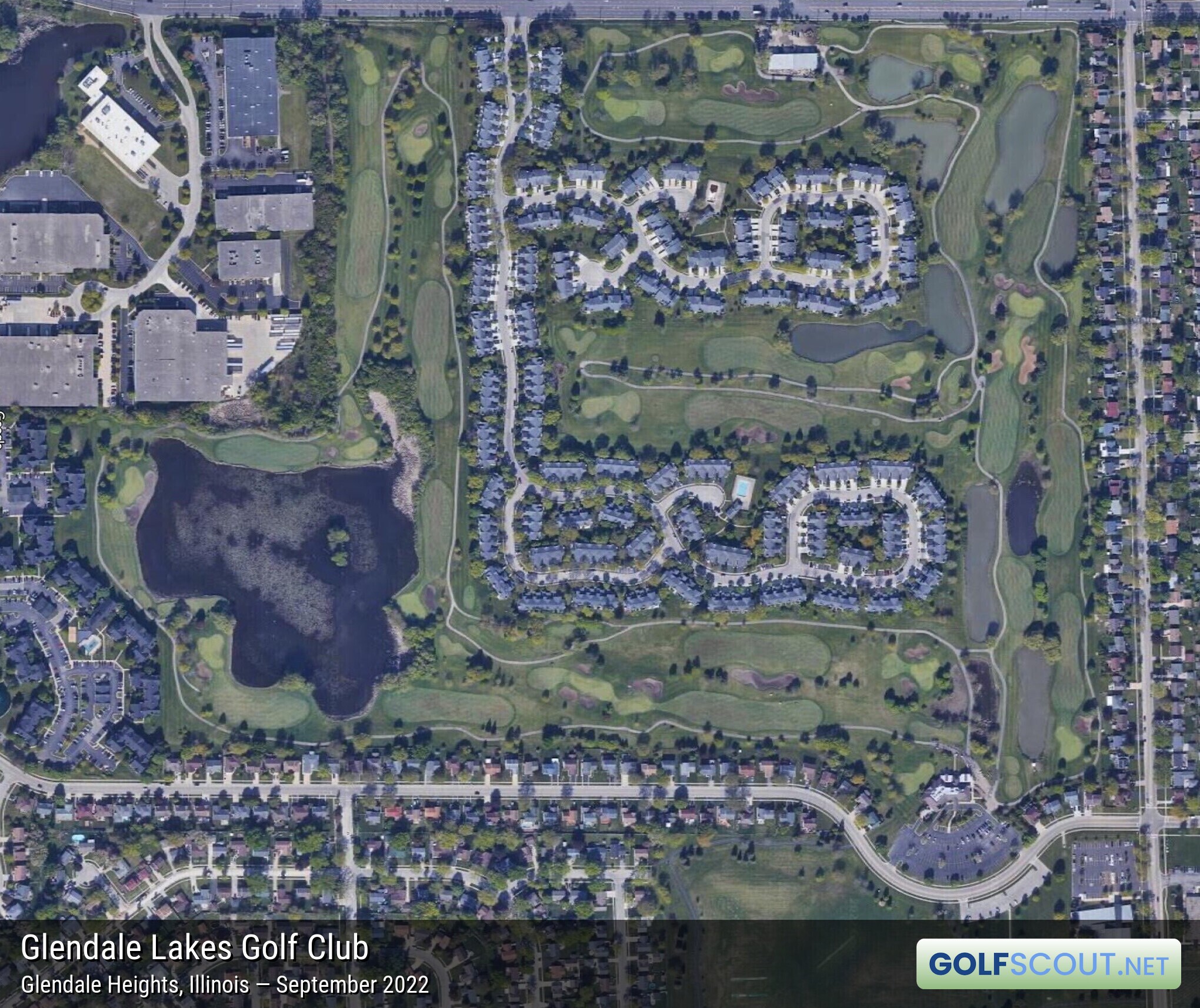 Aerial satellite imagery of Glendale Lakes Golf Club in Glendale Heights, Illinois. 