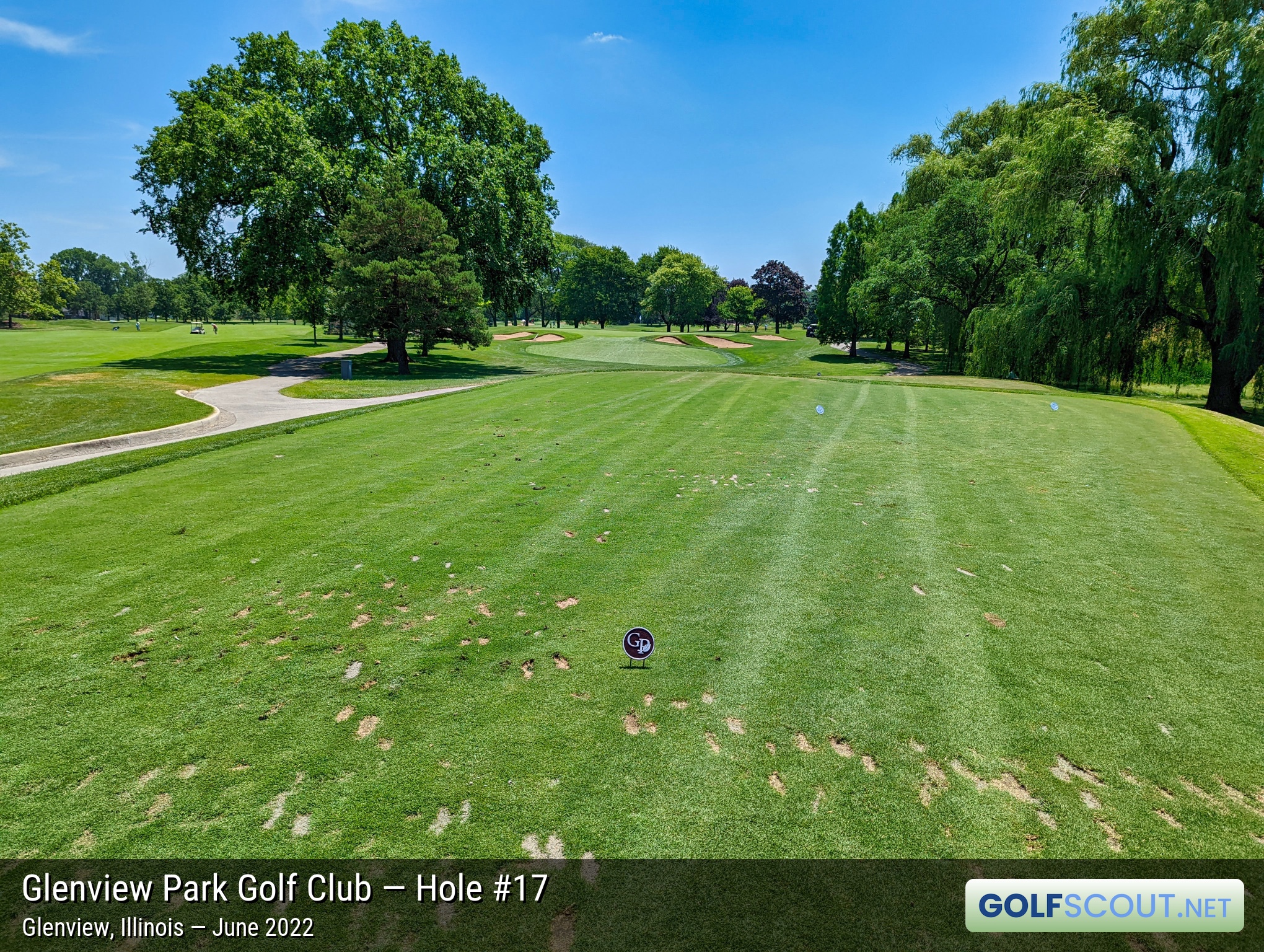 Photo of hole #17 at Glenview Park Golf Club in Glenview, Illinois. 