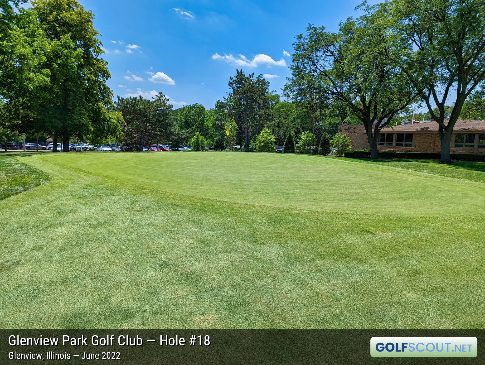 Photo of hole #18 at Glenview Park Golf Club in Glenview, Illinois. 