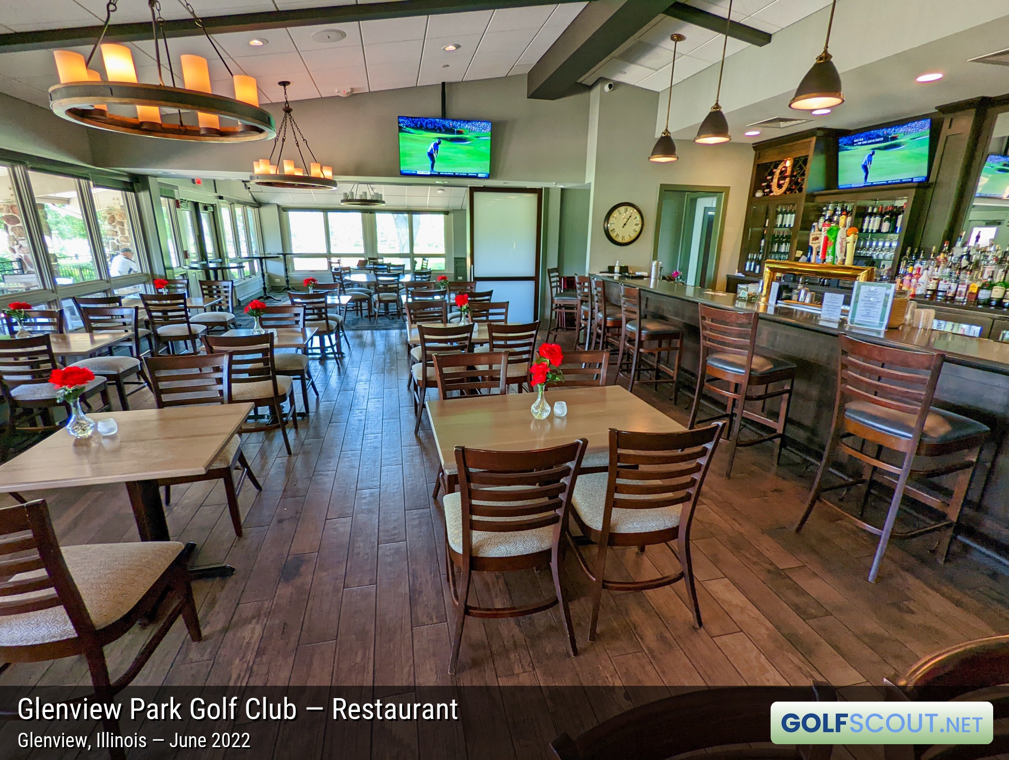 Photo of the restaurant at Glenview Park Golf Club in Glenview, Illinois. 