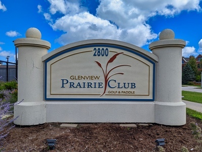 Glenview Prairie Club Entrance Sign