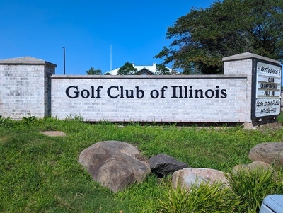 Golf Club of Illinois Entrance Sign