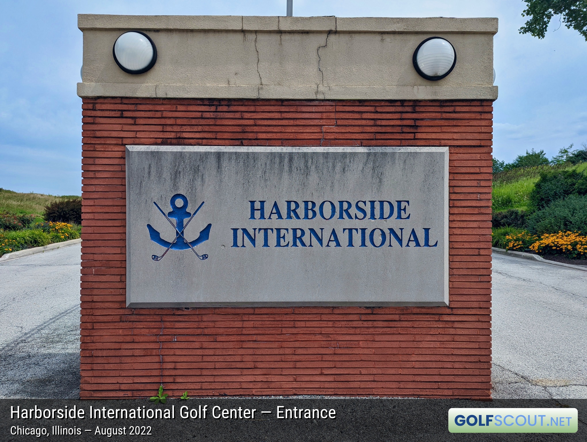 Sign at the entrance to Harborside International - Port Course