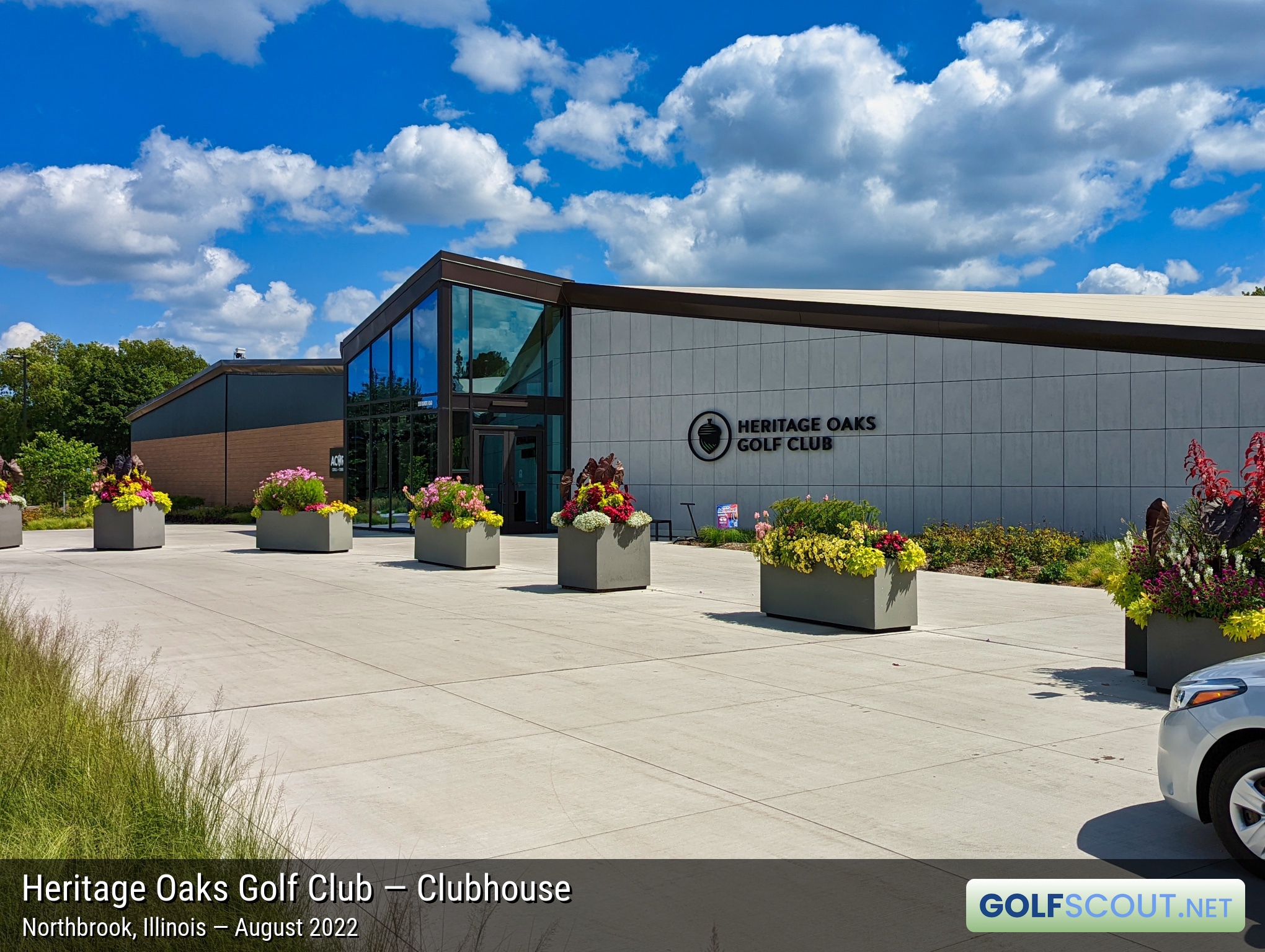 Photo of the clubhouse at Heritage Oaks Golf Club - Classic 18 in Northbrook, Illinois. 