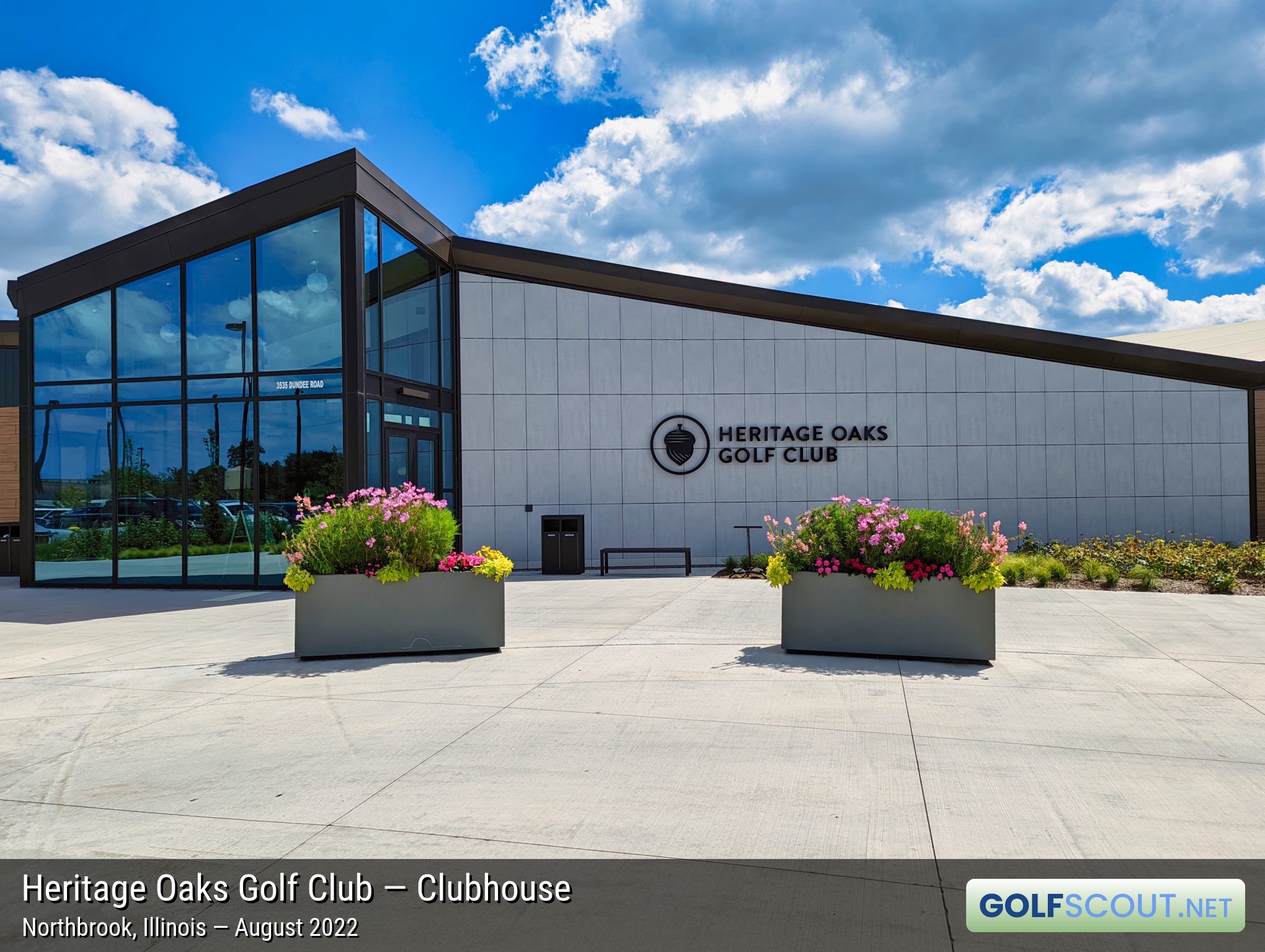 Photo of the clubhouse at Heritage Oaks Golf Club - Classic 18 in Northbrook, Illinois. 