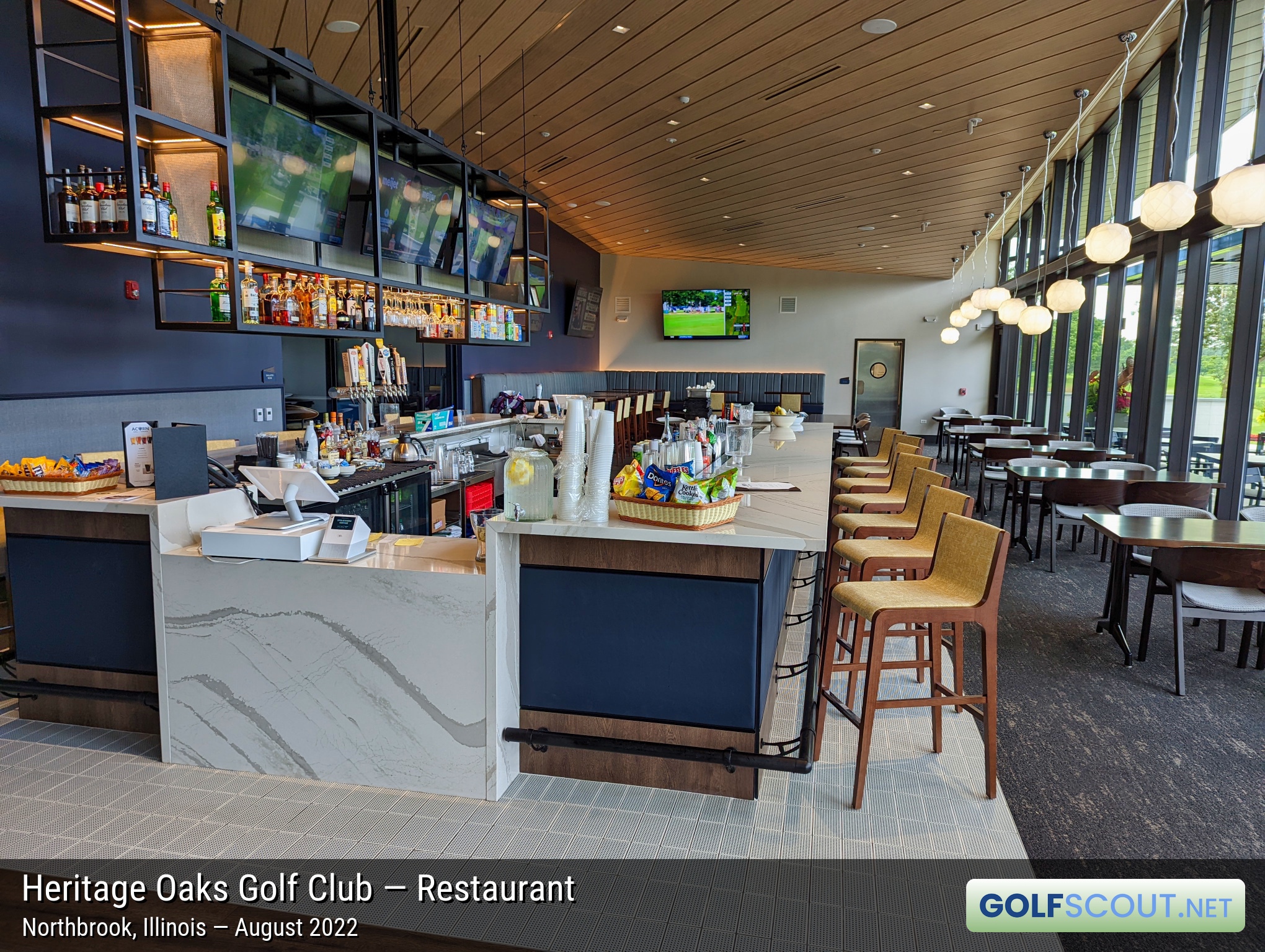 Photo of the restaurant at Heritage Oaks Golf Club - Classic 18 in Northbrook, Illinois. 