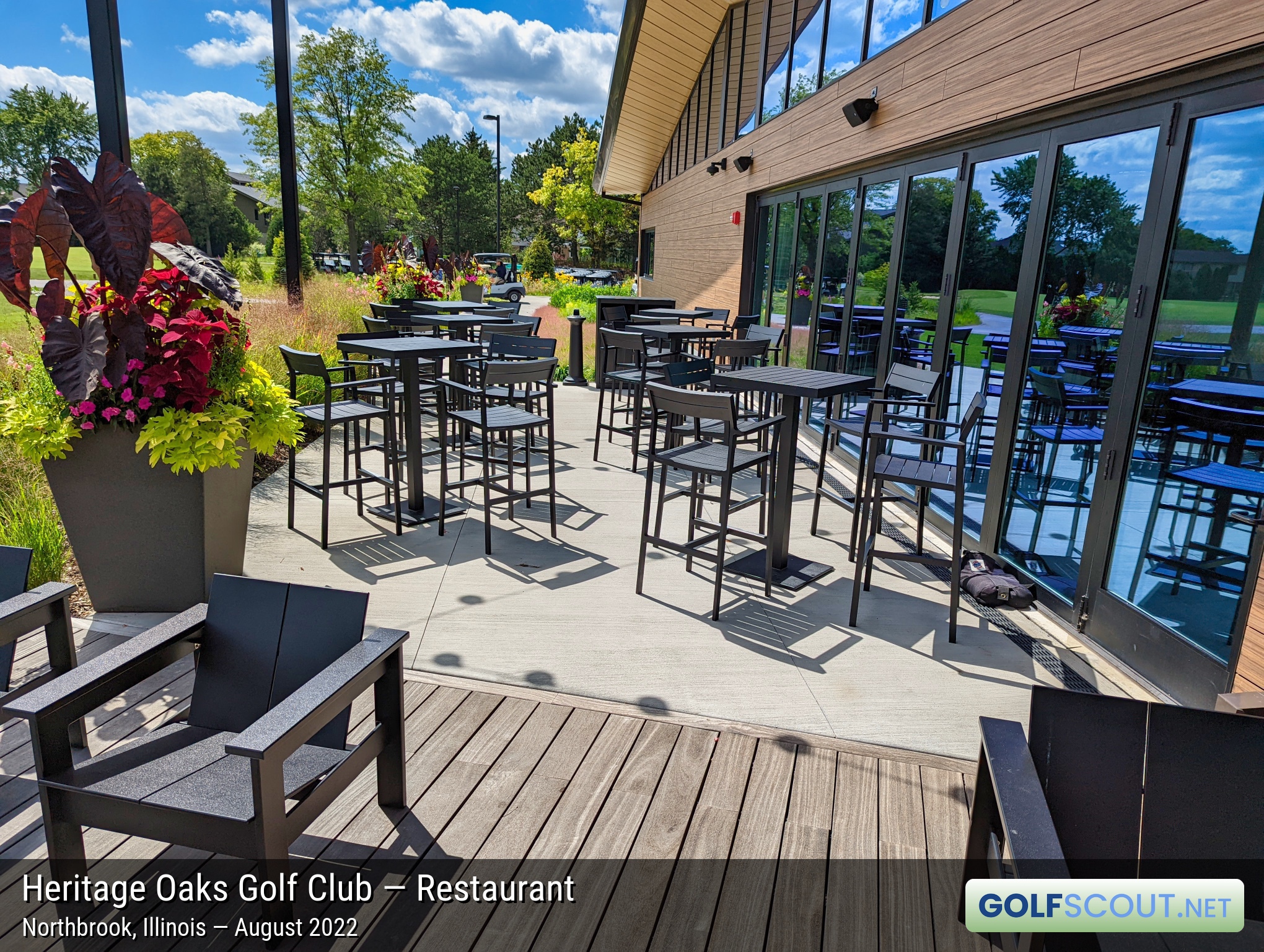 Photo of the restaurant at Heritage Oaks Golf Club - Classic 18 in Northbrook, Illinois. 