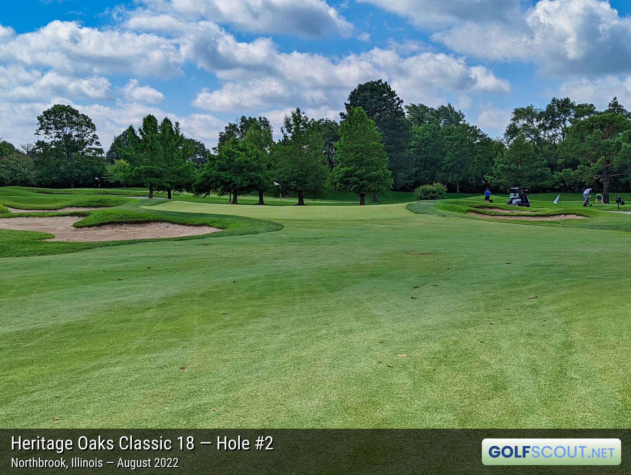 Photo of hole #2 at Heritage Oaks Golf Club - Classic 18 in Northbrook, Illinois. 