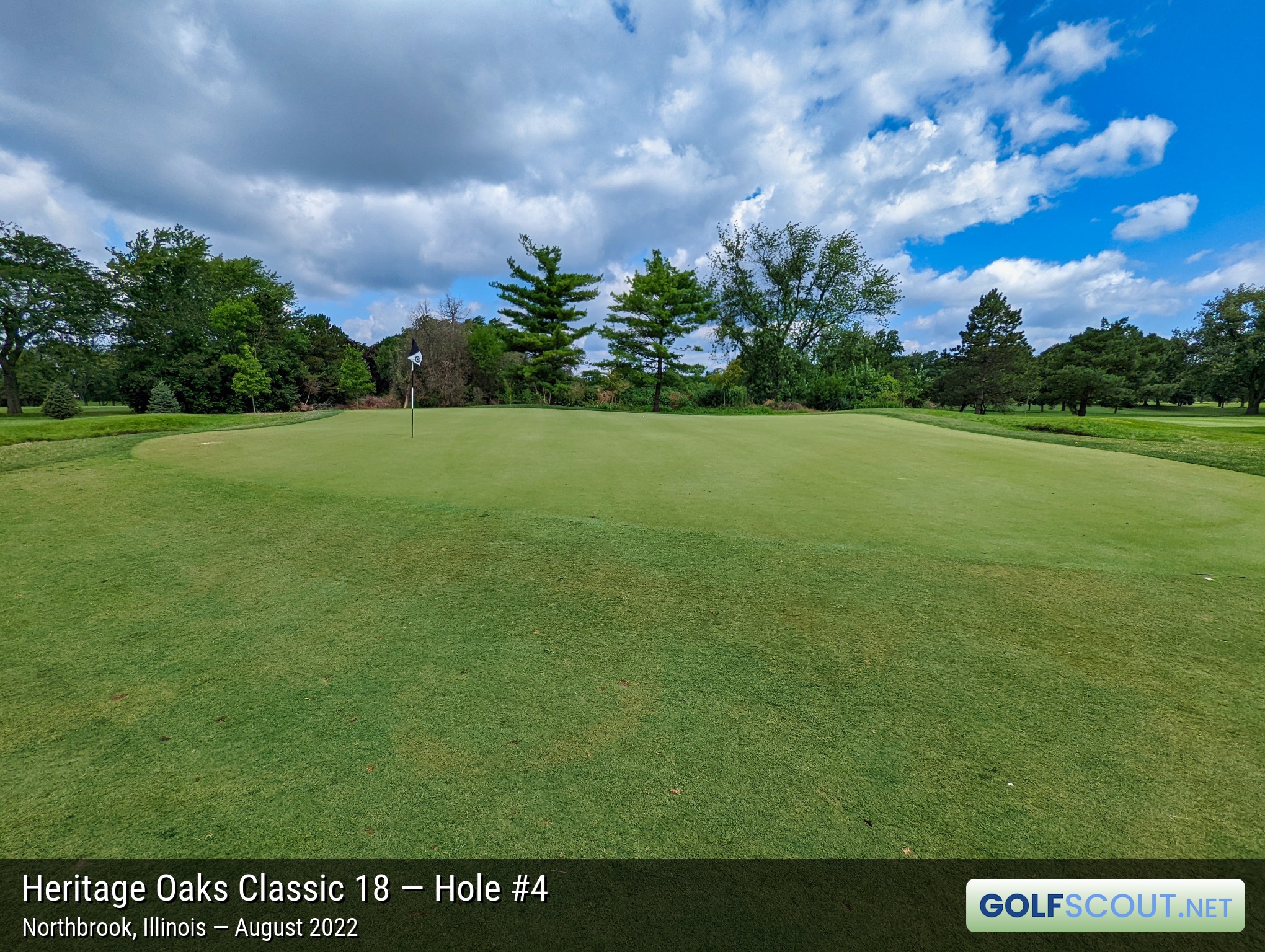 Photo of hole #4 at Heritage Oaks Golf Club - Classic 18 in Northbrook, Illinois. 