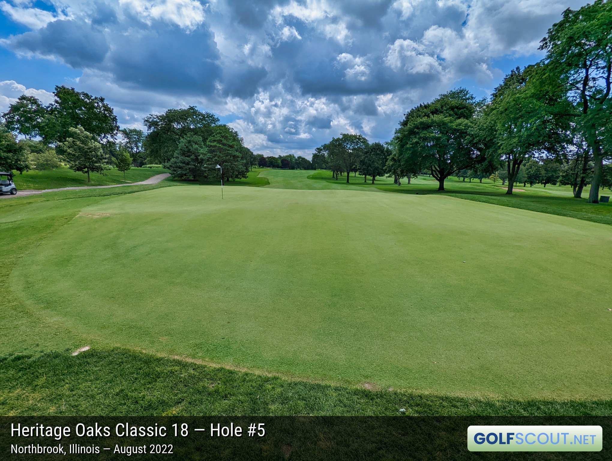 Photo of hole #5 at Heritage Oaks Golf Club - Classic 18 in Northbrook, Illinois. 