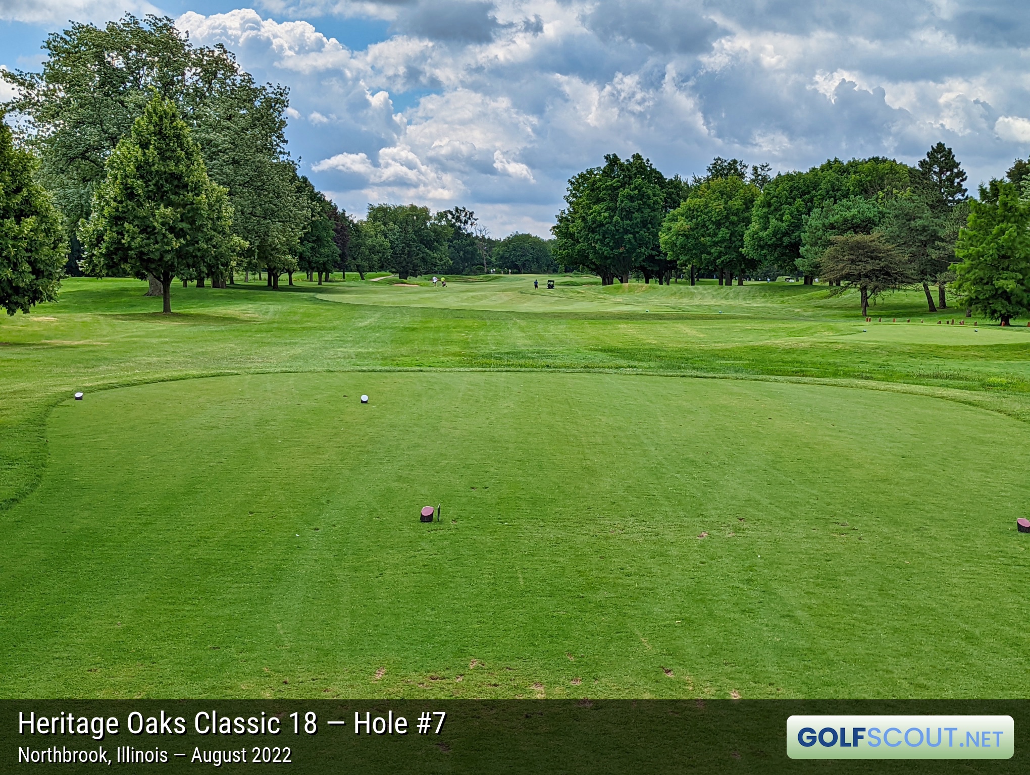Photo of hole #7 at Heritage Oaks Golf Club - Classic 18 in Northbrook, Illinois. 