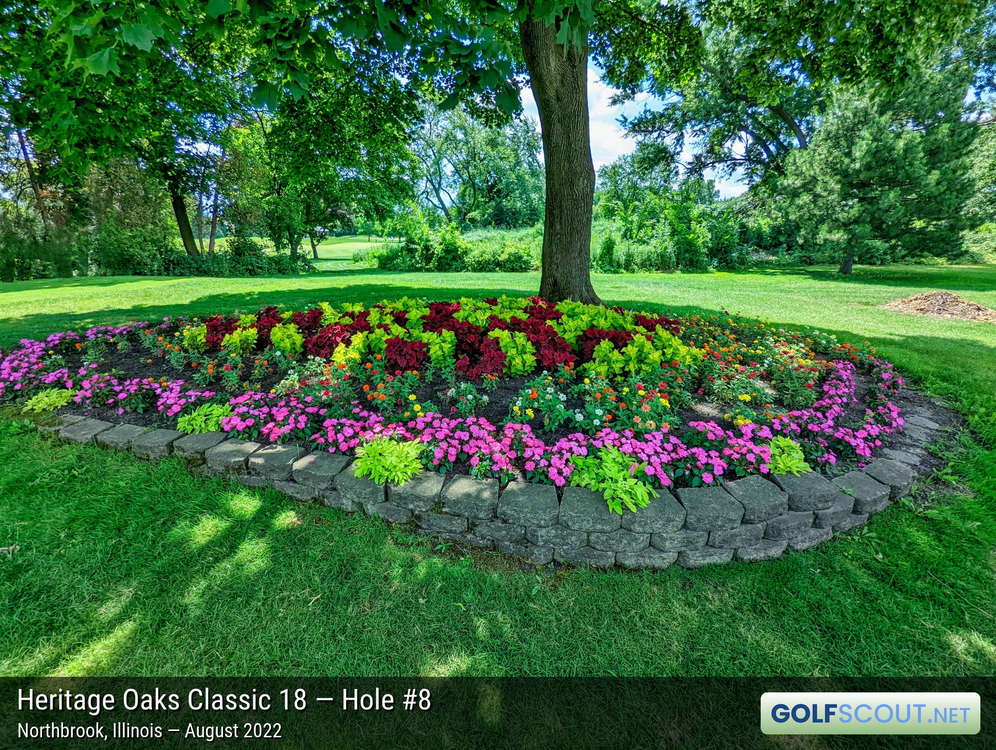 Photo of hole #8 at Heritage Oaks Golf Club - Classic 18 in Northbrook, Illinois. 