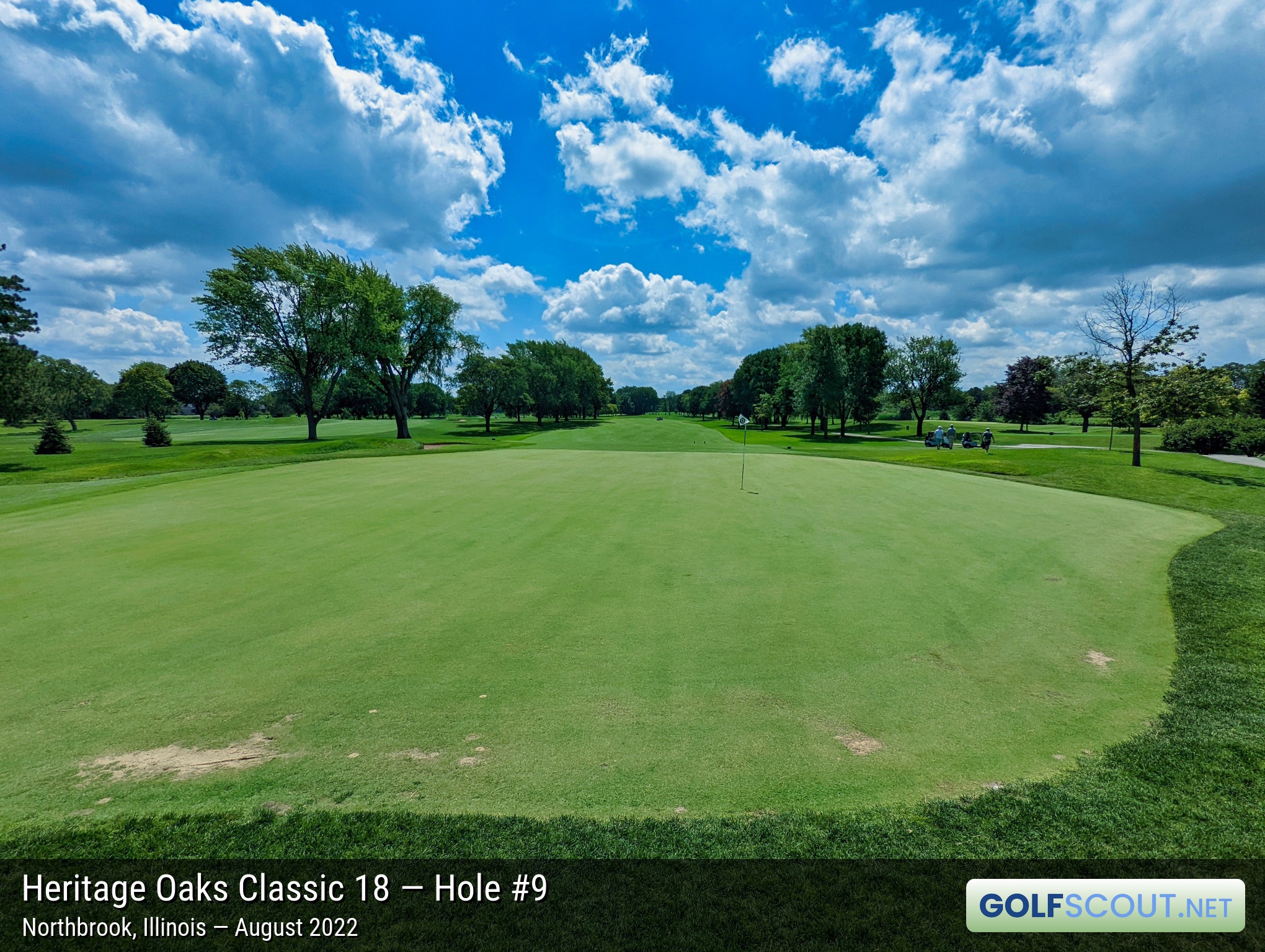 Photo of hole #9 at Heritage Oaks Golf Club - Classic 18 in Northbrook, Illinois. 