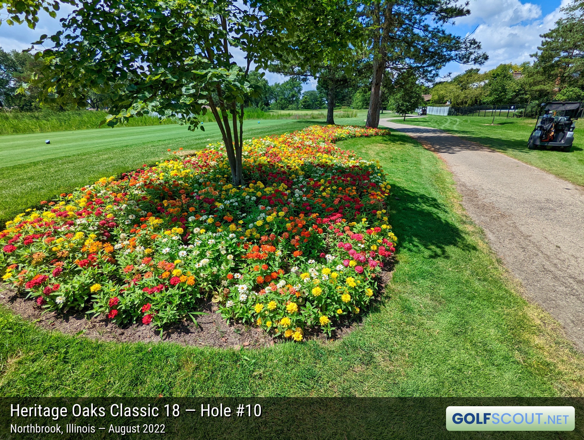 Photo of hole #10 at Heritage Oaks Golf Club - Classic 18 in Northbrook, Illinois. 