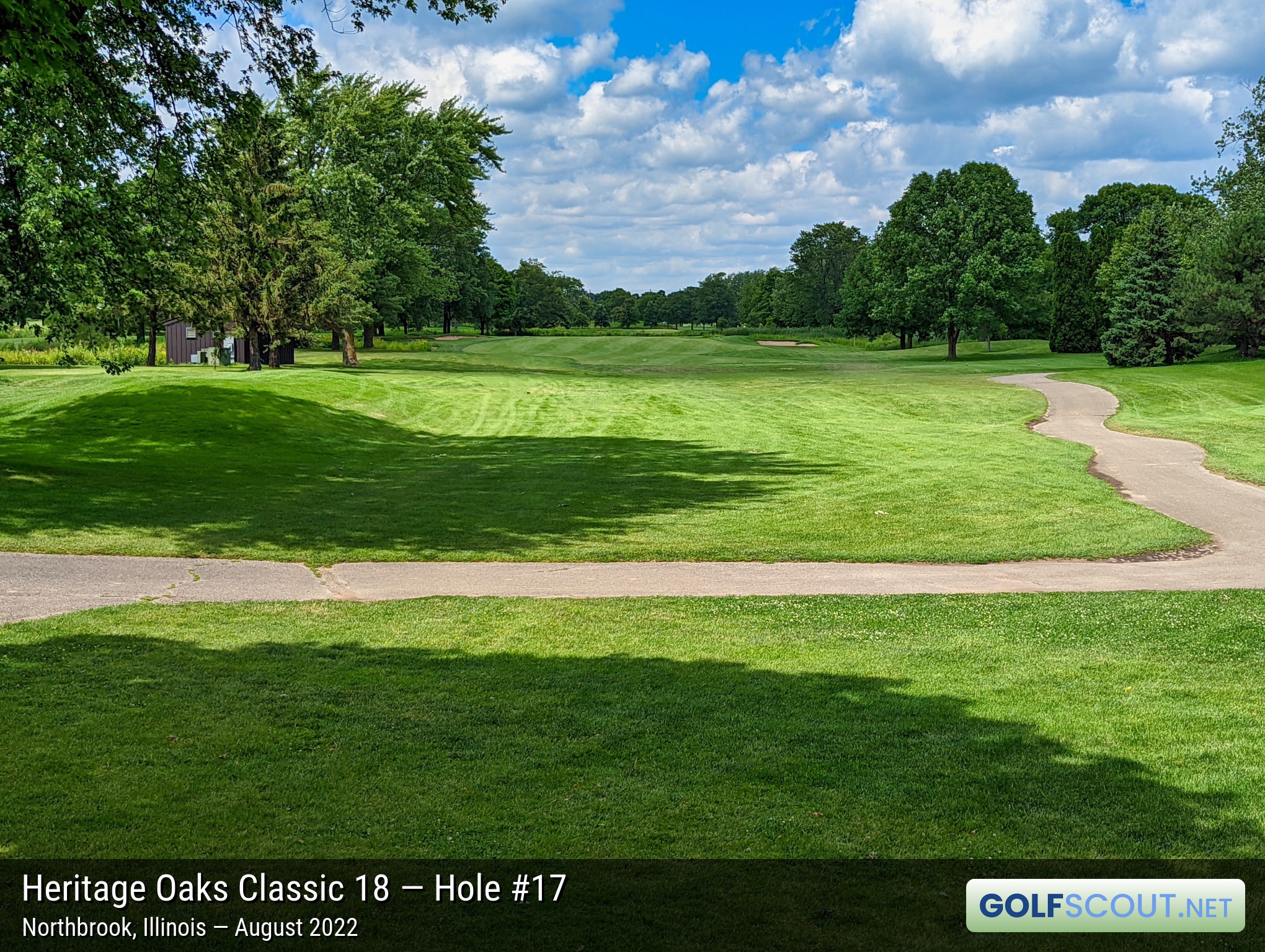 Photo of hole #17 at Heritage Oaks Golf Club - Classic 18 in Northbrook, Illinois. 