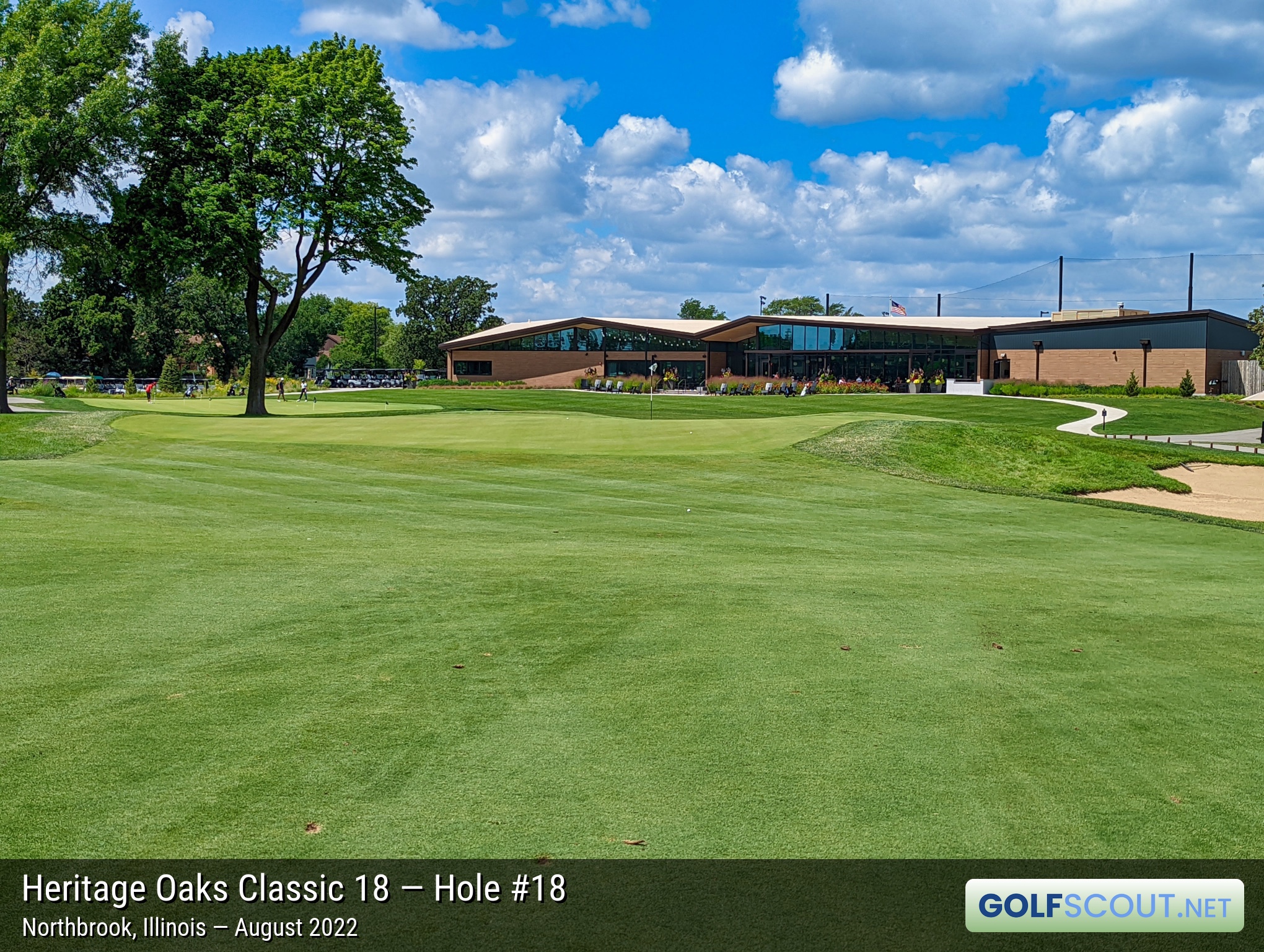 Photo of hole #18 at Heritage Oaks Golf Club - Classic 18 in Northbrook, Illinois. 