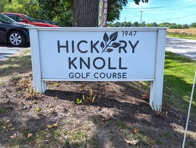 Hickory Knoll Golf Course Entrance Sign
