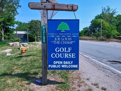 Joe Louis “The Champ” Golf Course Entrance Sign