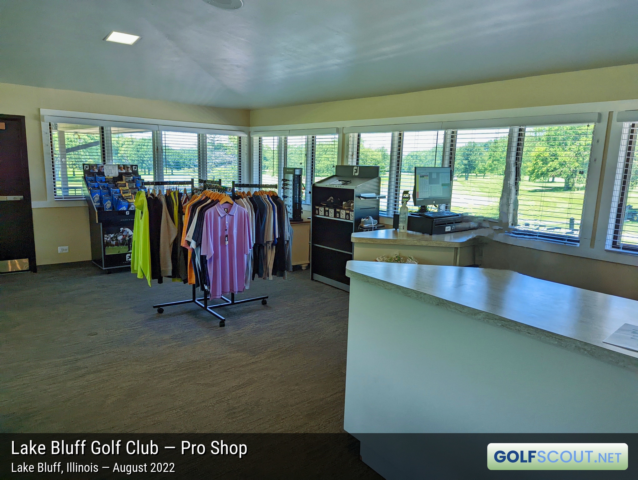 Photo of the pro shop at Lake Bluff Golf Club in Lake Bluff, Illinois. 