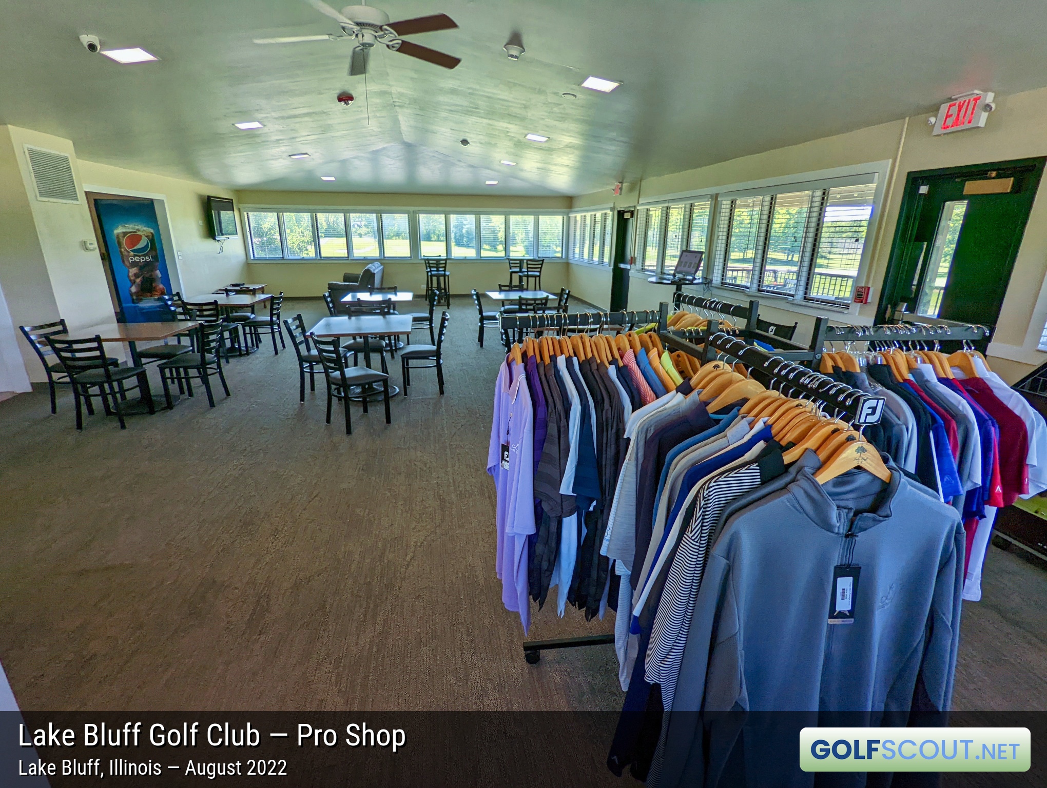 Photo of the pro shop at Lake Bluff Golf Club in Lake Bluff, Illinois. 