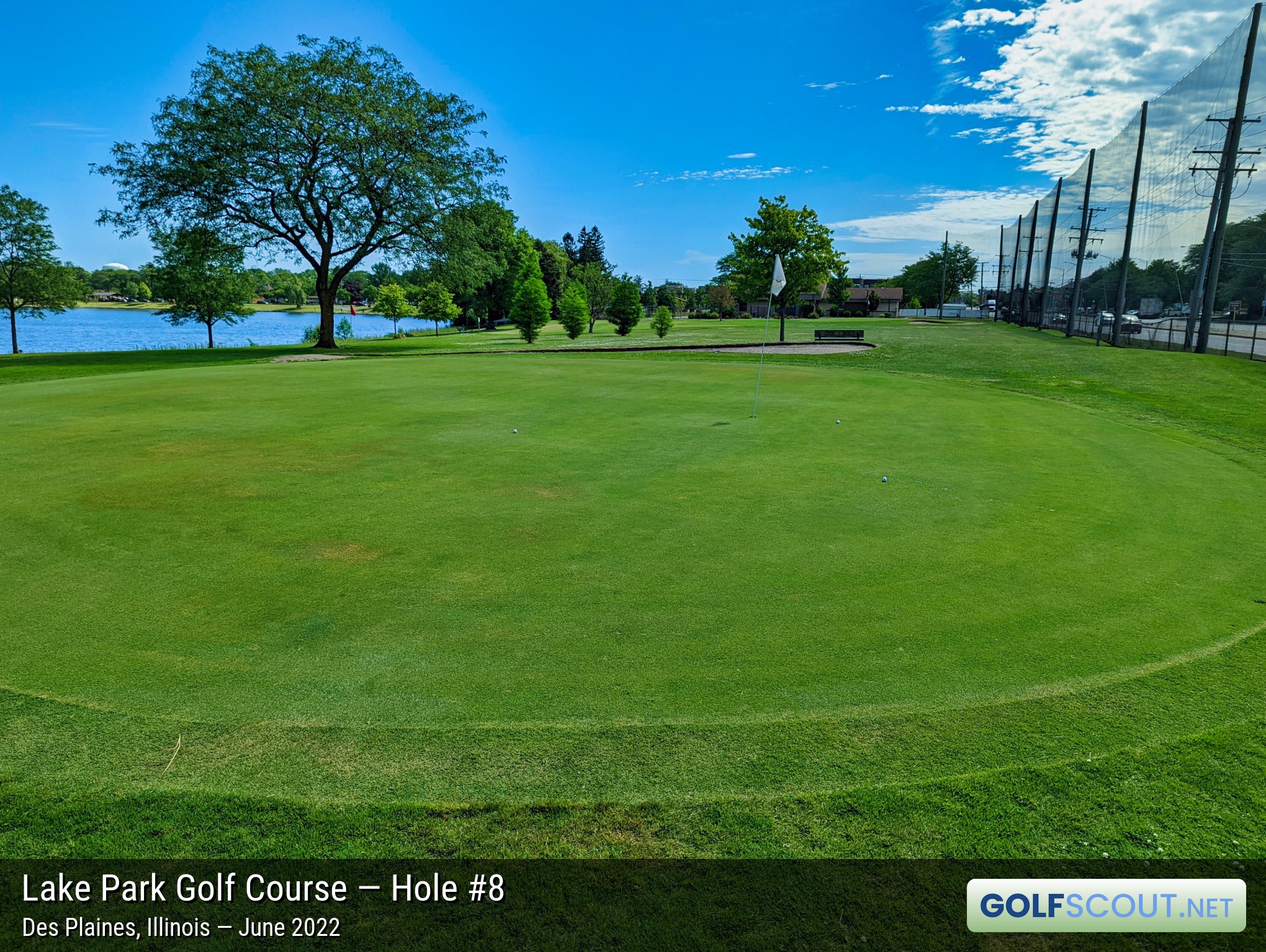 Photo of hole #8 at Lake Park Golf Course in Des Plaines, Illinois. 