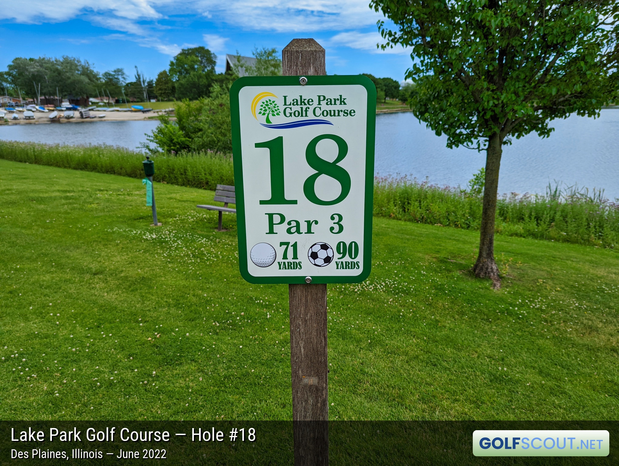 Photo of hole #18 at Lake Park Golf Course in Des Plaines, Illinois. 