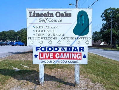 Lincoln Oaks Golf Course Entrance Sign