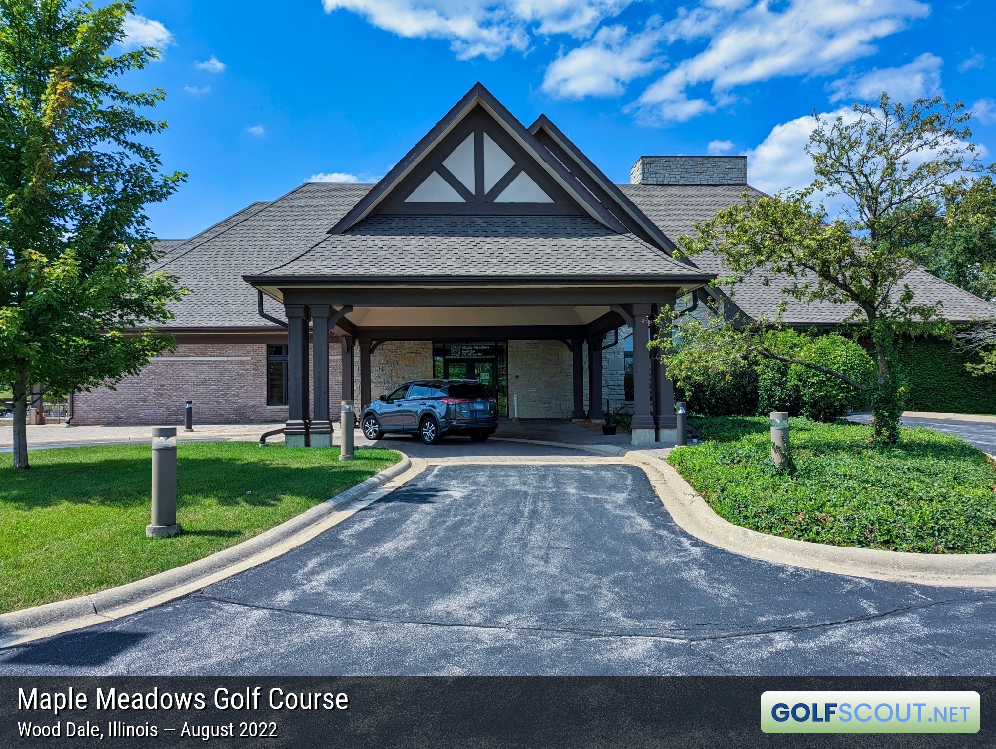 Photo of the clubhouse at Maple Meadows Golf Course in Wood Dale, Illinois. 