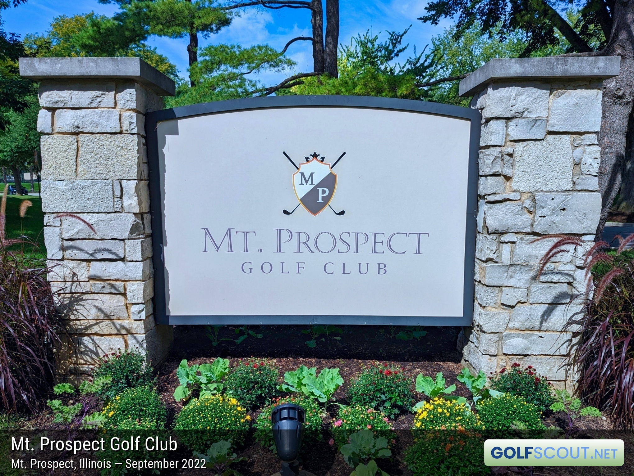 Sign at the entrance to Mt. Prospect Golf Club