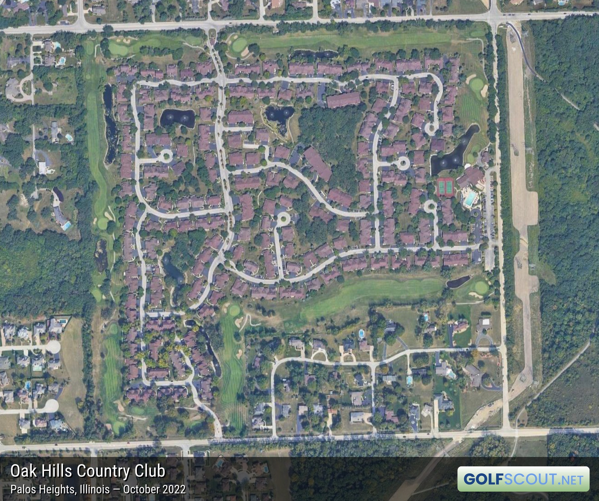 Aerial satellite imagery of Oak Hills Country Club in Palos Heights, Illinois. 