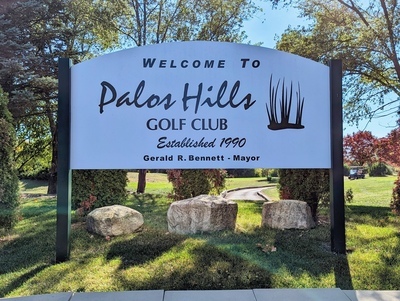 Palos Hills Golf Club Entrance Sign